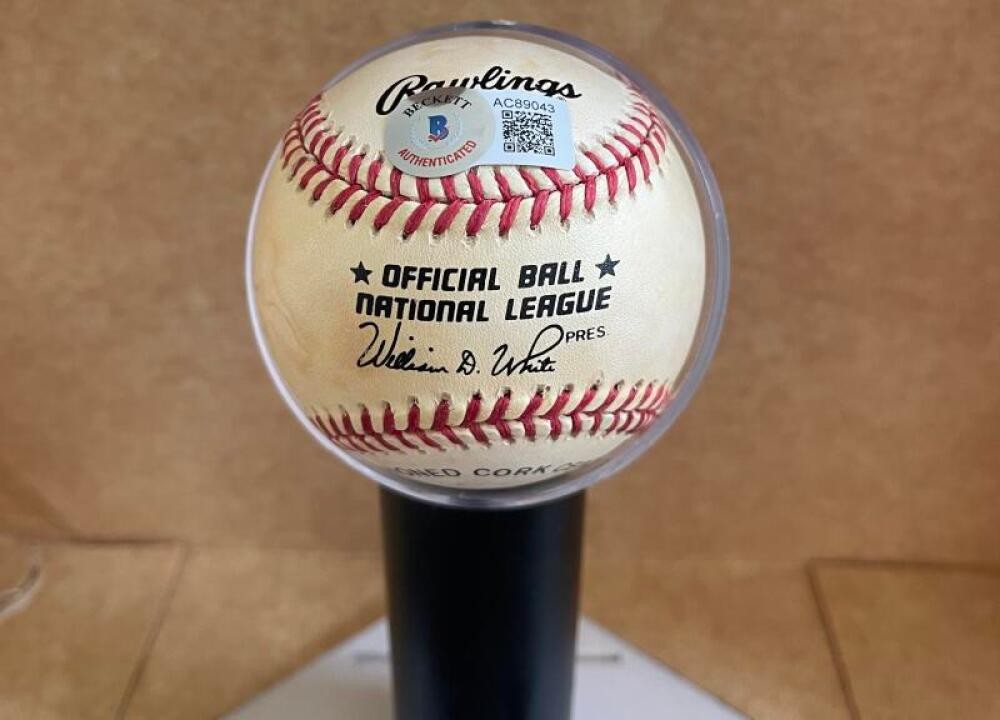 WILLIE MAYS GIANTS/METS SIGNED AUTO N.L. BASEBALL BAS LOA 