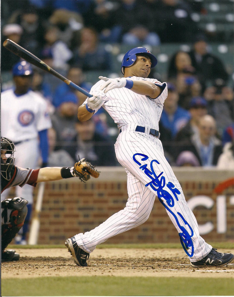 CARLOS PENA CHICAGO CUBS SIGNED 8X10 PHOTO W/COA