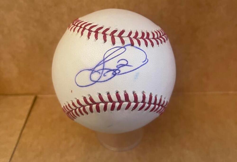 JUAN PEREZ SAN FRANCISCO GIANTS SIGNED AUTO M.L. BASEBALL BECKETT AUTHENTICATED