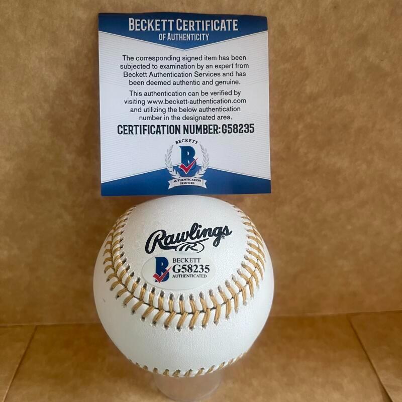 OMAR VIZQUEL INDIANS/MARINERS  11X GG SIGNED AUTO GOLD GLOVE AWARD BASEBALL BECK