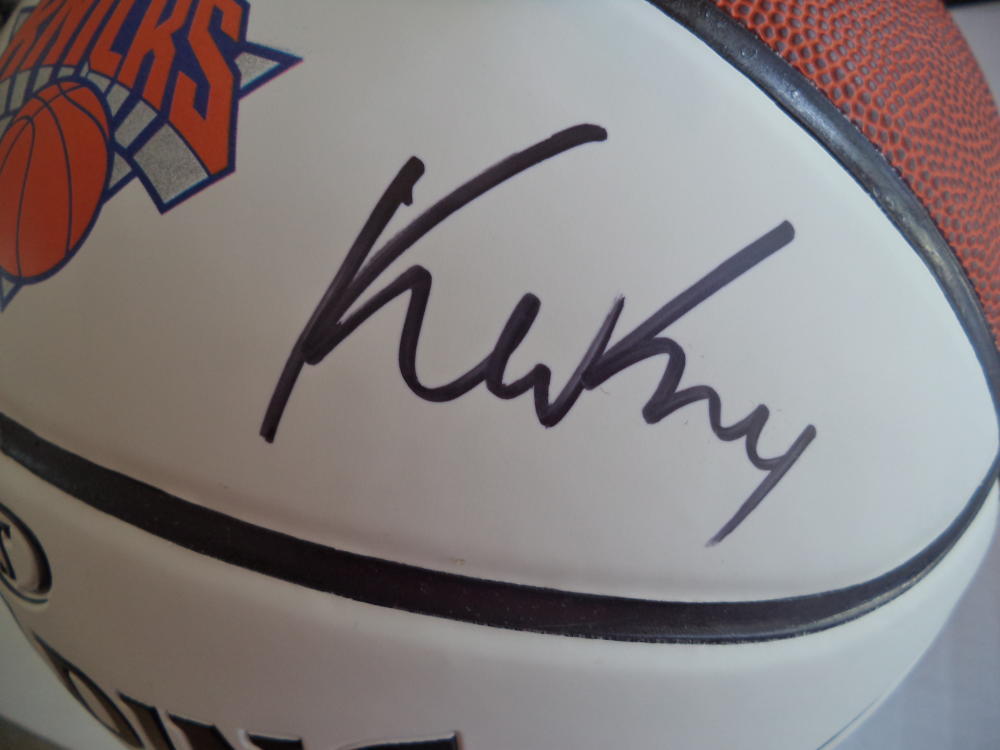 KEVIN  KNOX NEW YORK KNICKS SIGNED AUTO LOGO BASKETBALL ROOKIE JSA WPP071765