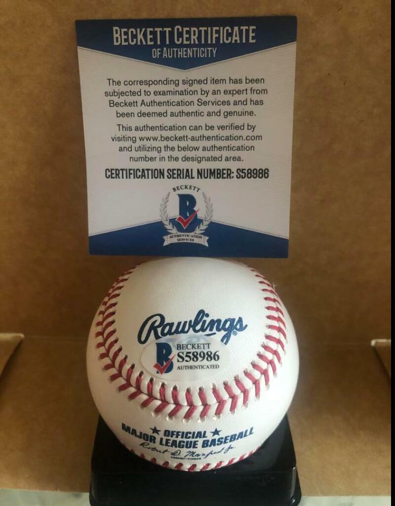 WILSON RAMOS NEW YORK METS SIGNED AUTOGRAPHED M.L. BASEBALL BECKETT S58986