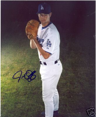 JUSTIN ORENDUFF LOS ANGELES DODGERS SIGNED 8X10 PHOTO