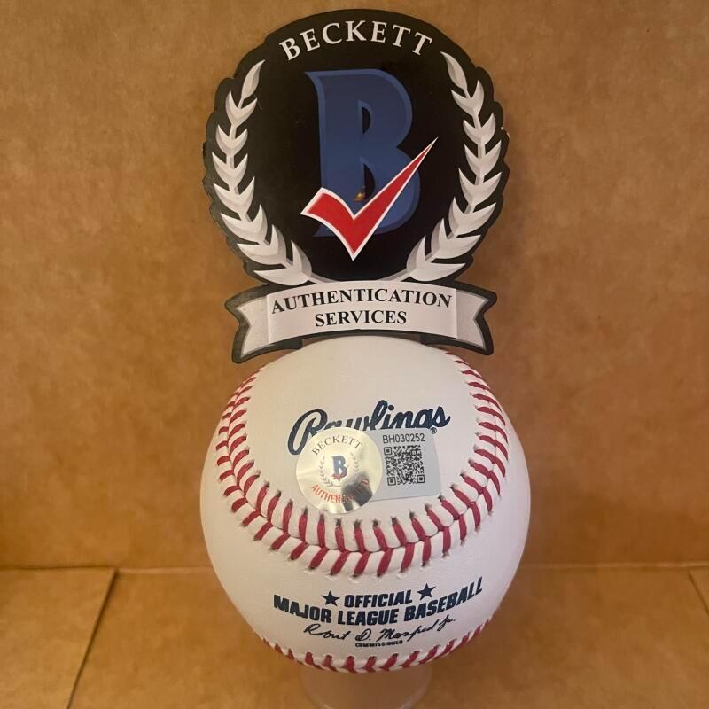 JUAN PIERRE MARLINS 03 WS CHAMPS SIGNED AUTO M.L. BASEBALL BECKETT AUTHENTICATED