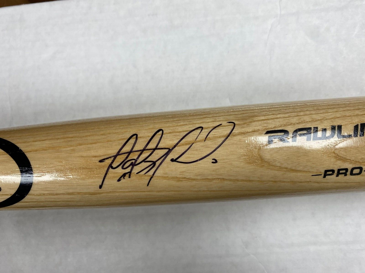 FERNANDO TATIS JR SAN DIEGO PADRES SIGNED AUTO BLONDE RAWLINGS BAT USA HOLO **