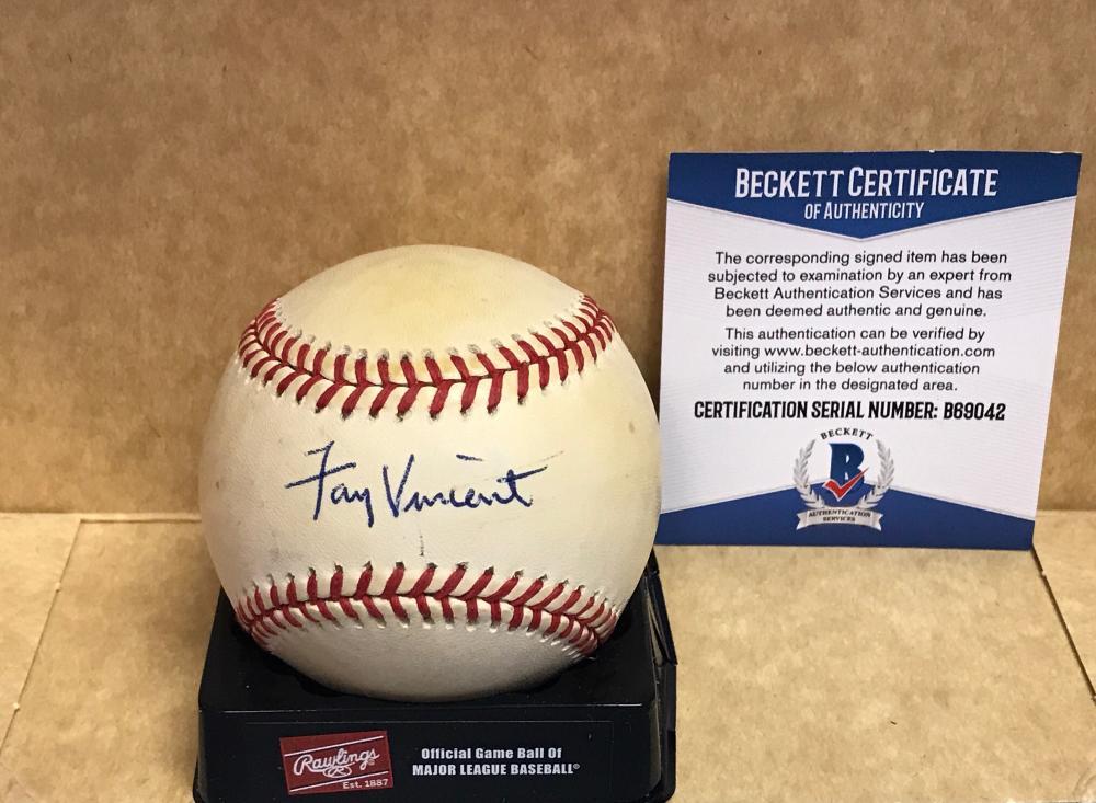 FAY VINCENT COMMISSIONER N.L. SIGNED BASEBALL BECKETT AUTH. B69042