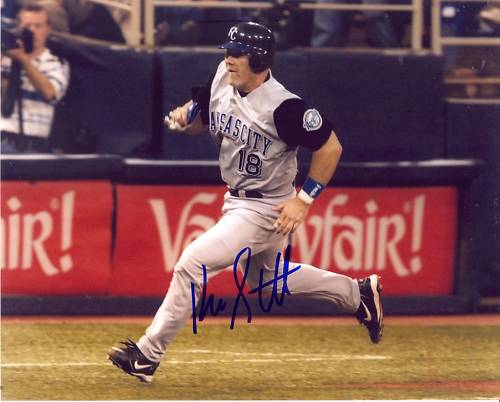 KELLY STINNETT KANSAS CITY ROYALS SIGNED 8X10 PHOTO COA