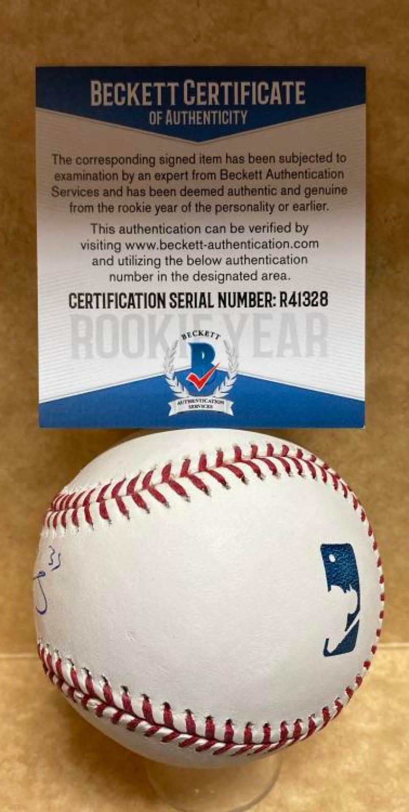 TREVOR STEPHAN  NEW YORK YANKEES ROOKIE YEAR SIGNED M.L. BASEBALL BECKETT R41328