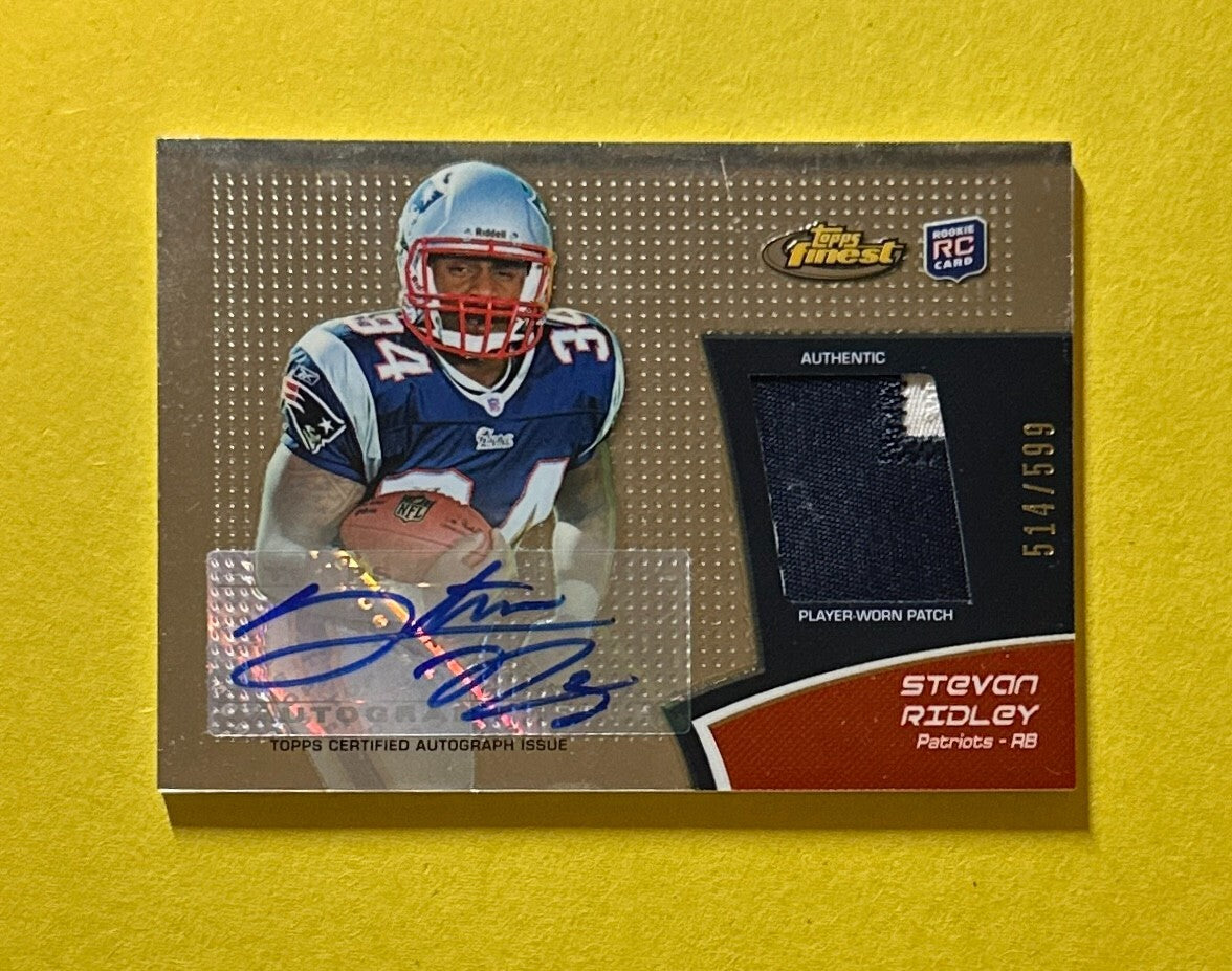 2011 TOPPS FINEST STEVAN RIDLEY ROOKIE PATCH AUTO /599 #RAP-SR PATRIOTS