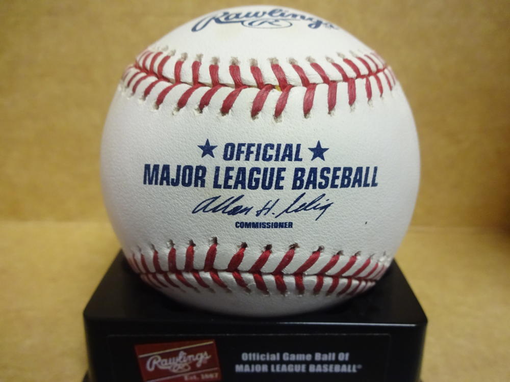 CHRIS HERNANDEZ MINNESOTA TWINS SIGNED M.L. BASEBALL W/COA