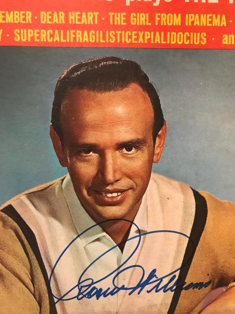 ROGER WILLIAMS PLAYS THE HITS DECEASED 2011 SIGNED AUTOGRAPHED VINYL  RECORD W/C