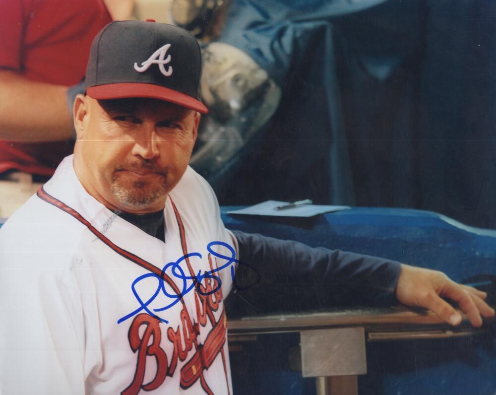 FREDDI GONZALEZ BRAVES MANAGER  SIGNED AUTOGRAPHED 8X10 PHOTO W/ COA