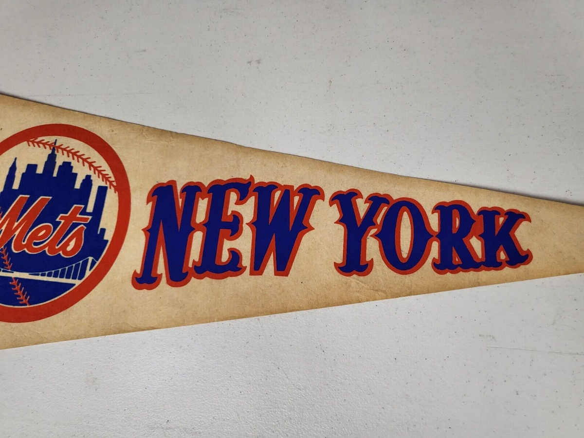 VINTAGE 70'S 80'S NEW YORK METS BASEBALL PENNANT FLAG RARE