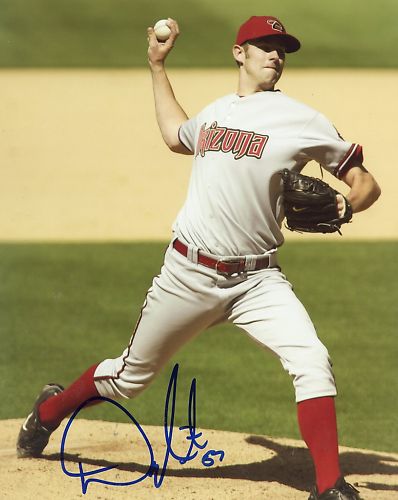 DUSTIN  NIPPERT    ARIZONA  DIAMONDBACKS    SIGNED 8X10