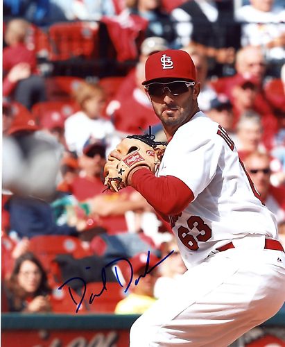 DANIEL DESCALSO   ST LOUIS CARDINALS  SIGNED 8X10 PHOTO