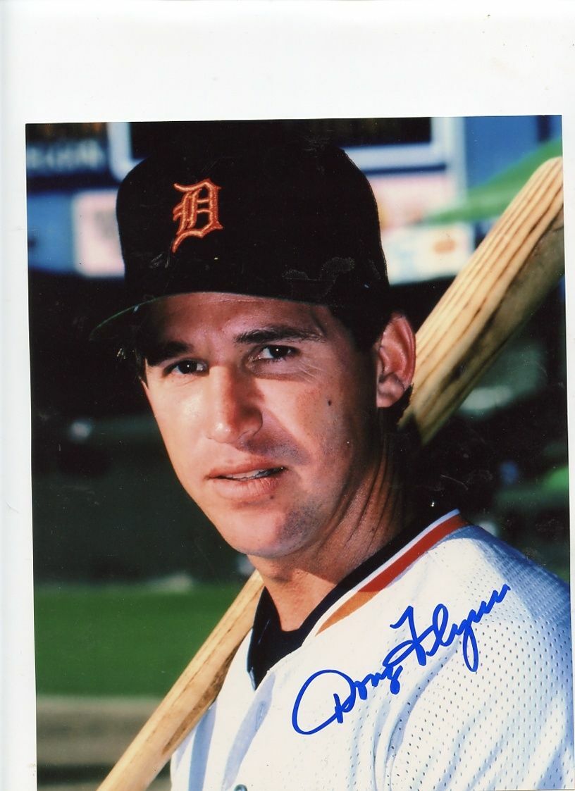 DOUG  FLYNN  DETROIT  TIGERS     SIGNED AUTOGRAPHED 8X10  PHOTO