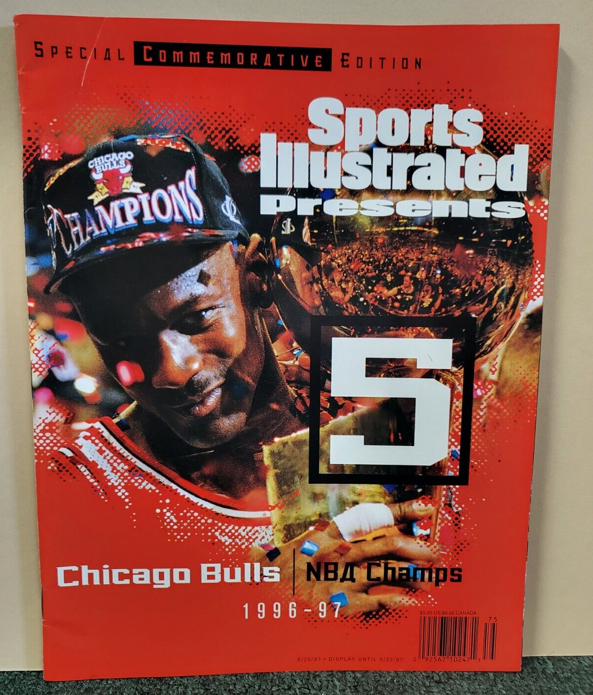 1996-97 SPORTS ILLUSTRATED MAGAZINE SPECIAL COMMEMORATIVE EDITION MICHAEL JORDAN