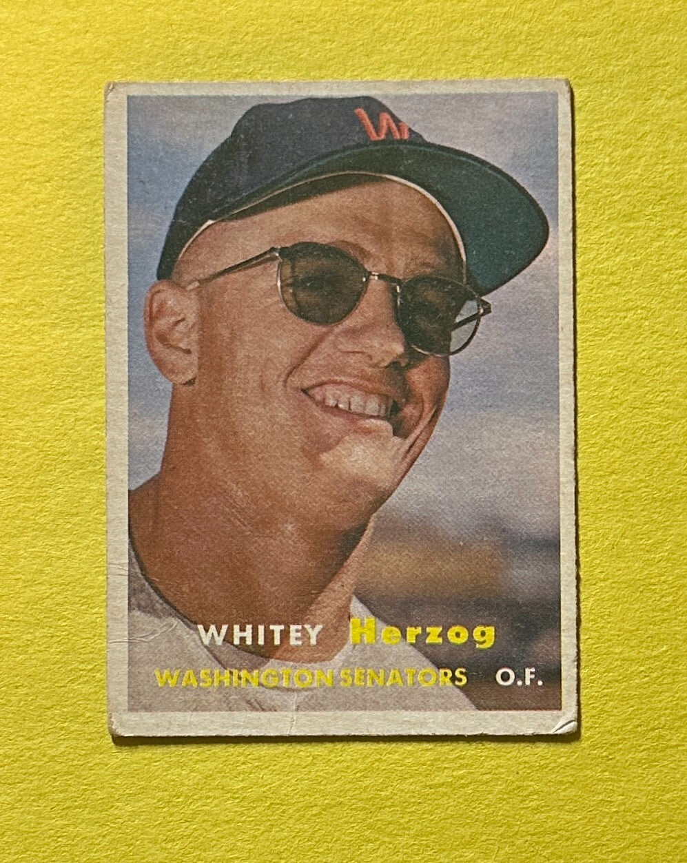 1957 TOPPS WHITEY HERZOG #29 SENATORS