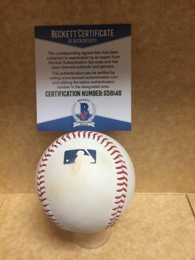 JOE TORRE NEW YORK YANKEES SIGNED AUTOGRAPHED M.L. BASEBALL BECKETT G58146