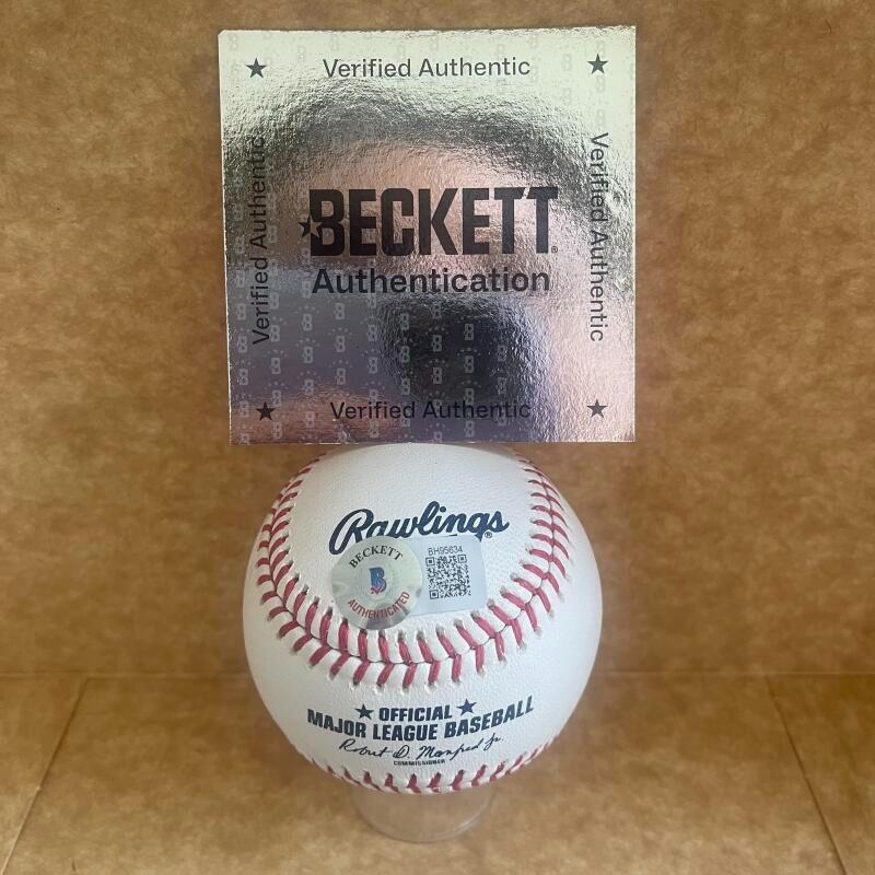 REGGIE JACKSONYANKEES/ANGELS SIGNED AUTO M.L. BASEBALL BECKETT AUTH