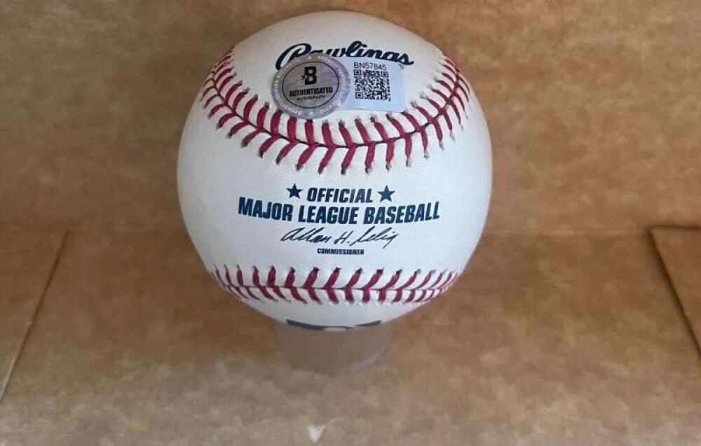 MARK MCGWIRE REDS/A'S  SIGNED AUTOGRAPHED M.L. BASEBALL BECKETT AUTH