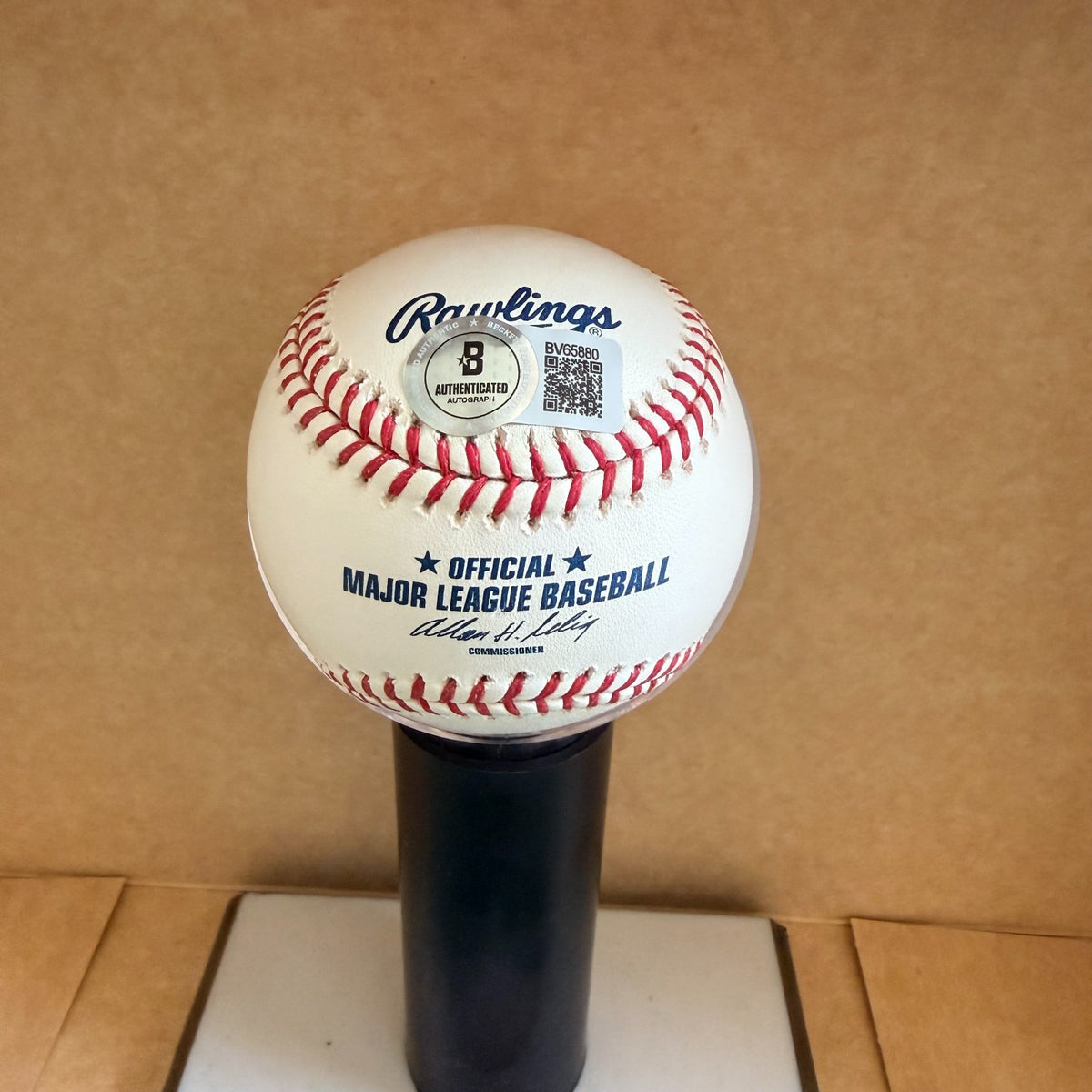 JEFF JOHNSON NEW YORK YANKEES  SIGNED M.L BASEBALL BECKETT AUTH