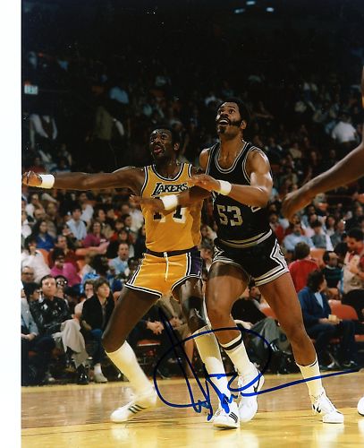 ARTIS  GILMORE  SAN ANTONIO  SPURS   SIGNED 8X10 HOF