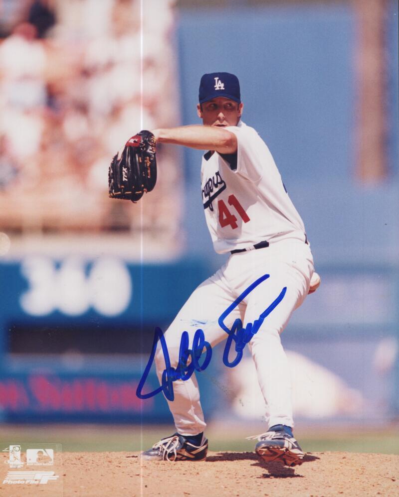JEFF SHAW  DODGERS SIGNED AUTOGRAPHED 8X10 PHOTO W/ COA