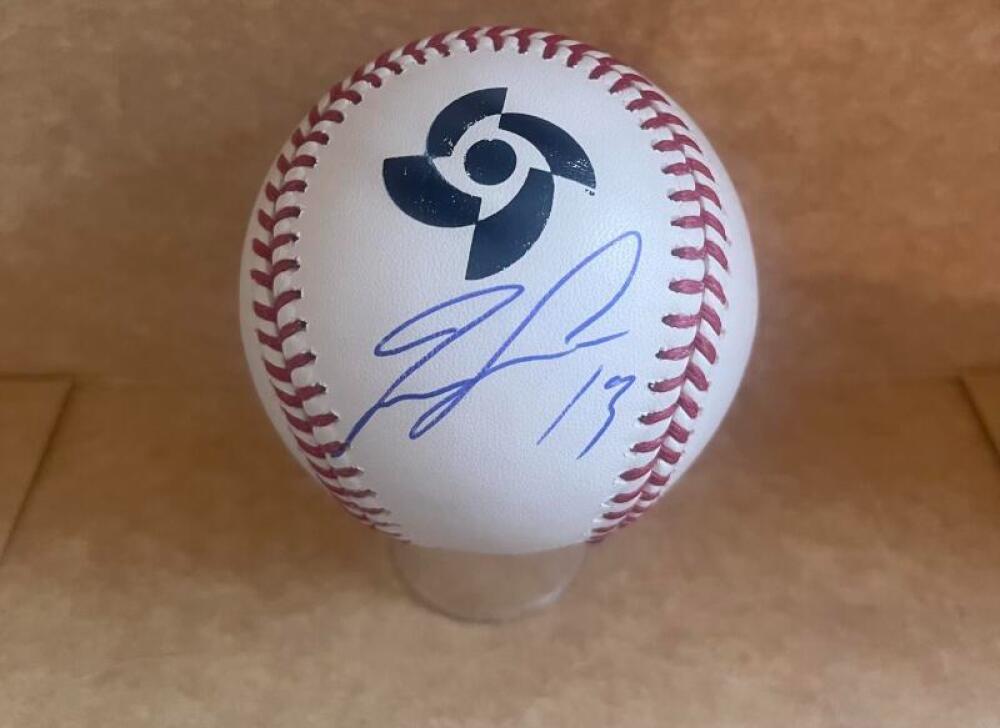 RONALD ACUNA BRAVES @13 SIGNED RARE 2023 WBC BASEBALLJ SA AUTH