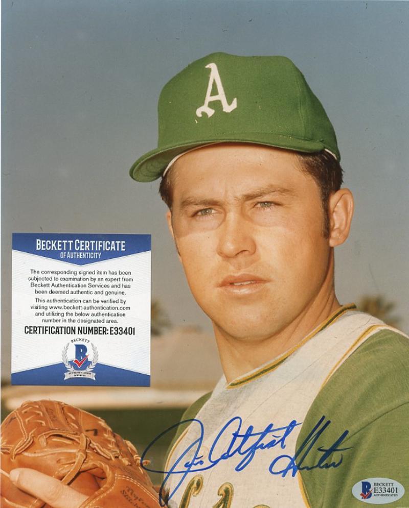 JIM CATFISH HUNTER OAKLAND A'S SIGNED AUTOGRAPHED 8X10 PHOTO BAS E33401