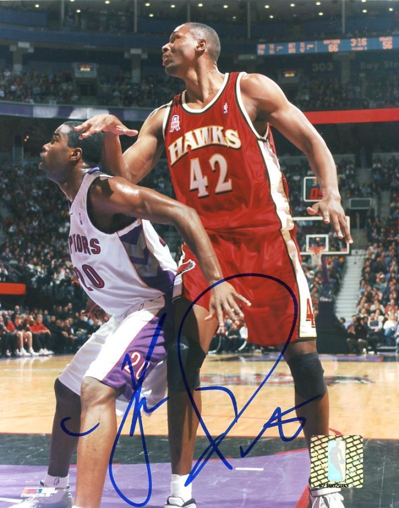 THEO RATLIFF ATLANTA HAWKS SIGNED AUTOGRAPHED 8X10 PHOTO W/COA