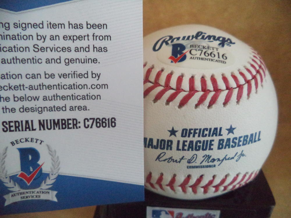 STARLIN CASTRO CUBS/YANKEES SIGNED AUTOGRAPH ML BASEBALL BECKETT C76616