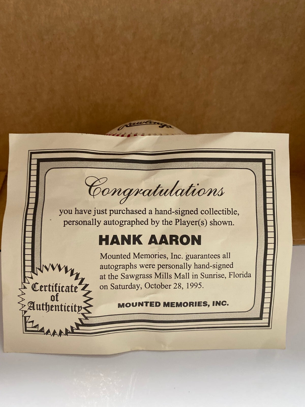 HANK AARON MILWAUKEE BRAVES SIGNED AUTOGRAPHED N.L. BASEBALL MOUNTED MEMORIES
