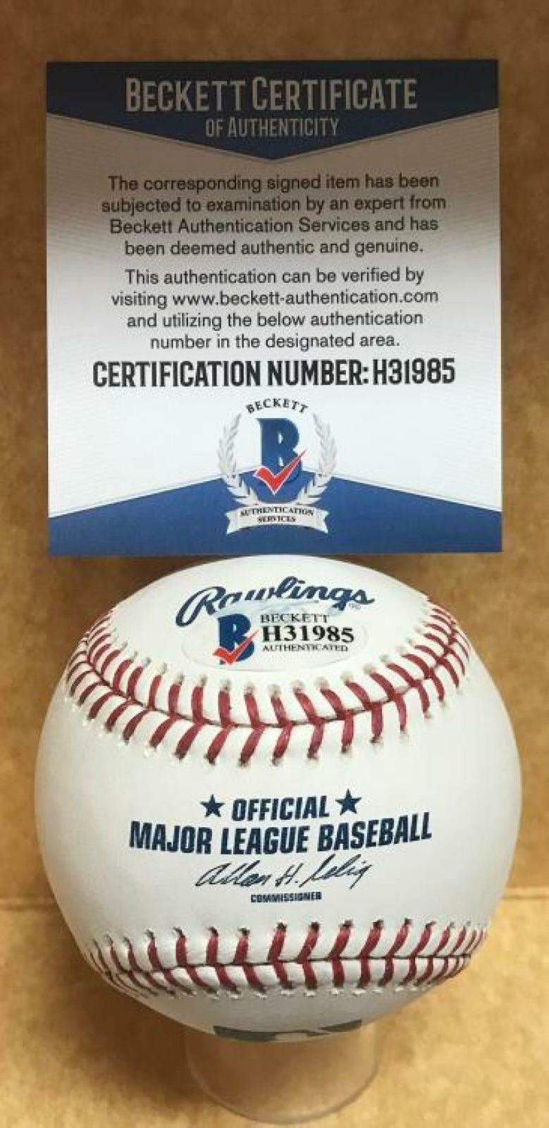GIL BLANCO 1965 YANKEES SIGNED AUTOGRAPHED M.L. BASEBALL BECKETT H31985