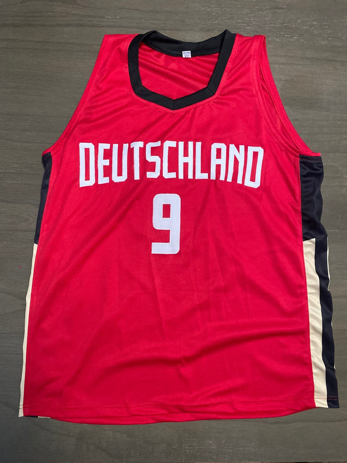 FRANZ WAGNER #9 OLYMPIC GERMAN DEUTSCHLAND SIGNED CUSTOM JERSEY XL BECKETT A
