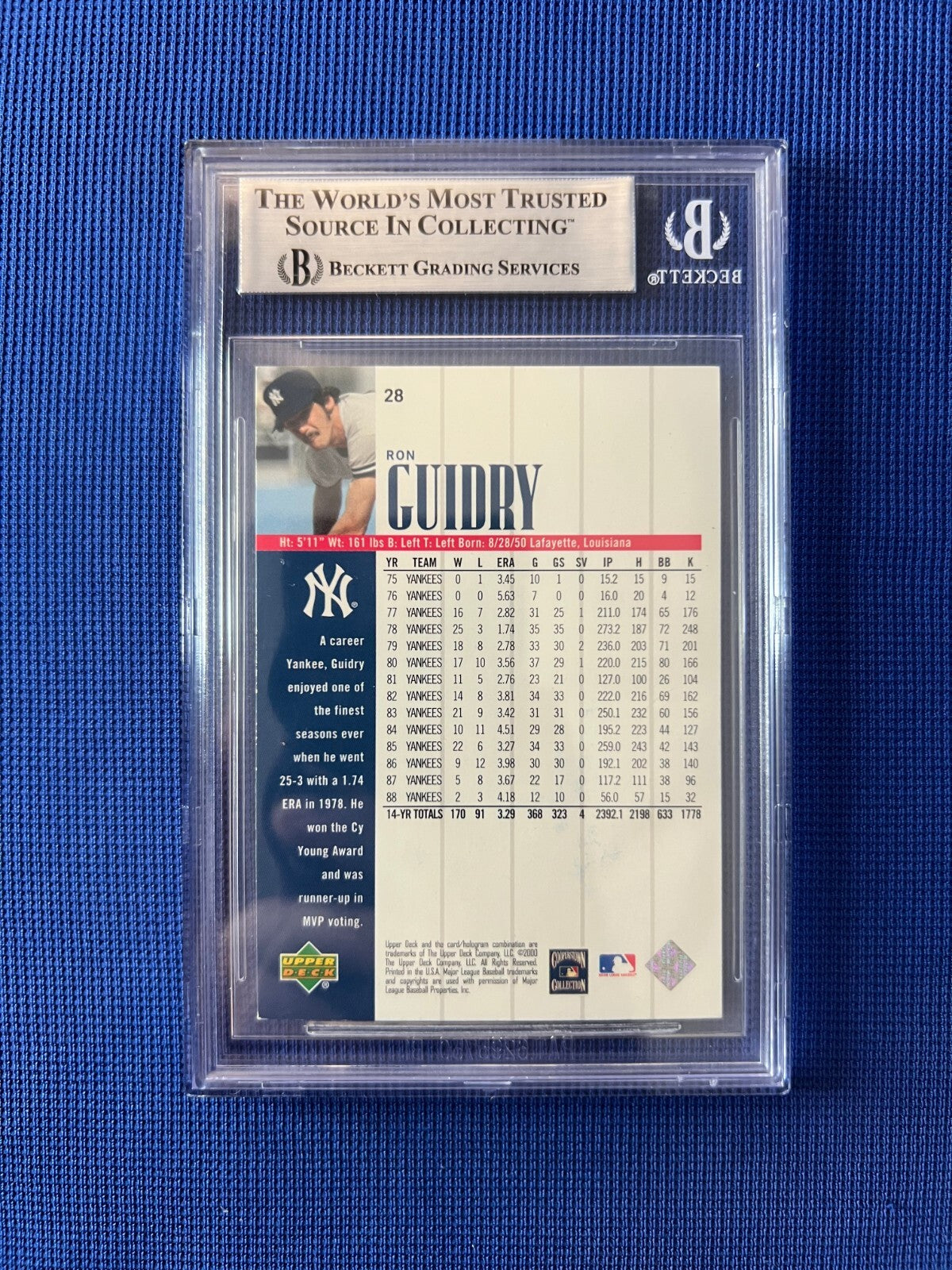 2000 UPPER DECK YANKEES LEGENDS RON GUIDRY SIGNED AUTOGRAPHED #28 BECKETT