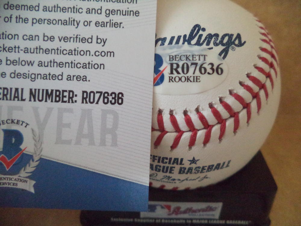 WANDER JAVIER MINNESOTA TWINS ROOKIE YEAR SIGNED M.L. BASEBALL BECKETT R07636