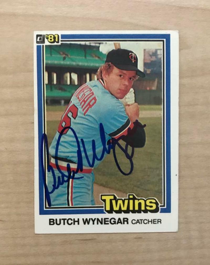 BUTCH WYNEGAR MINNESOTA TWINS SIGNED AUTOGRAPHED 1981 DONRUSS CARD #529 W/COA