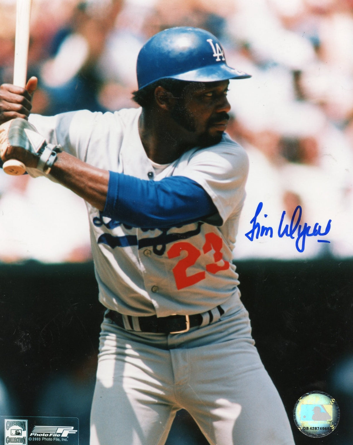 JIM WYNN    LOS ANGELES  DODGERS   SIGNED AUTOGRAPHED 8X10  PHOTO