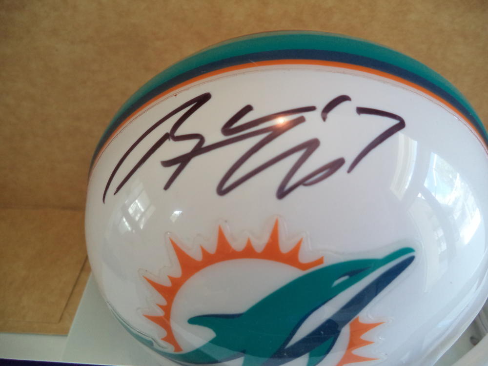 RYAN TANNEHILL MIAMI DOLPHINS SIGNED AUTOGRAPHED RIDDELL MINI HELMET PSA Z69765