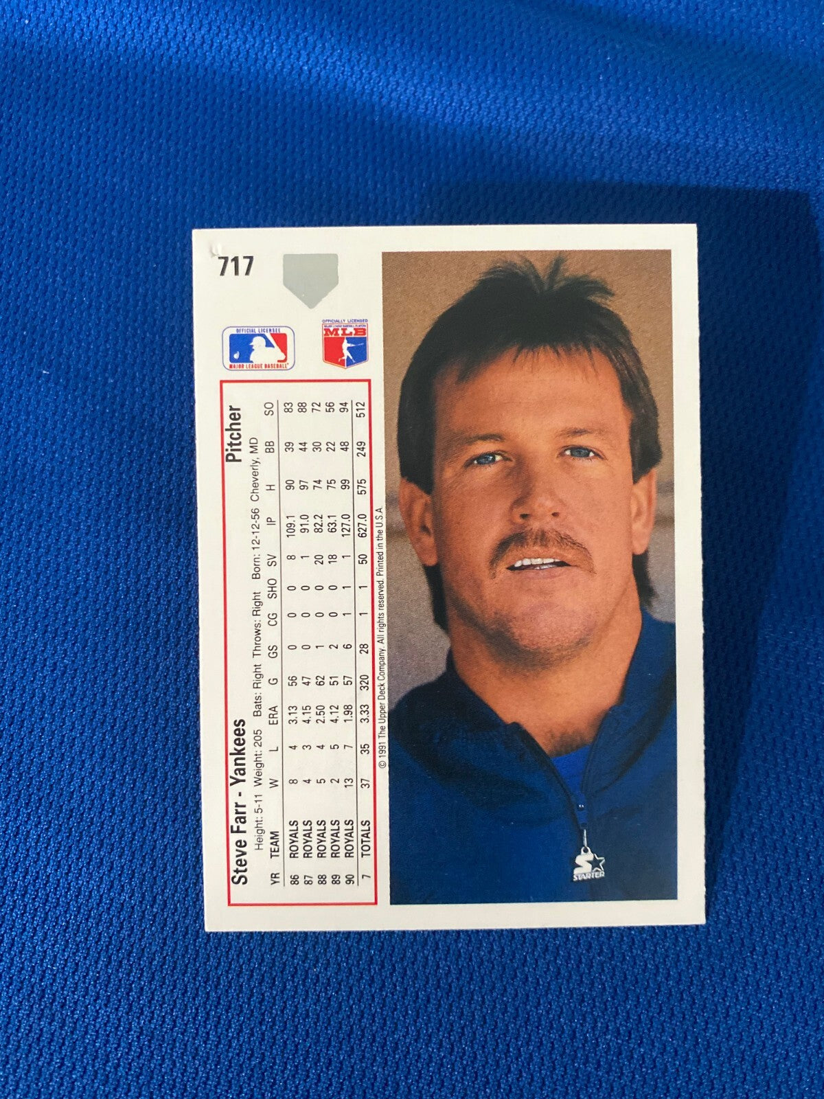 1991 UPPER DECK STEVE FARR NEW YORK YANKEES AUTOGRAPHED SIGNED CARD #717 W/COA
