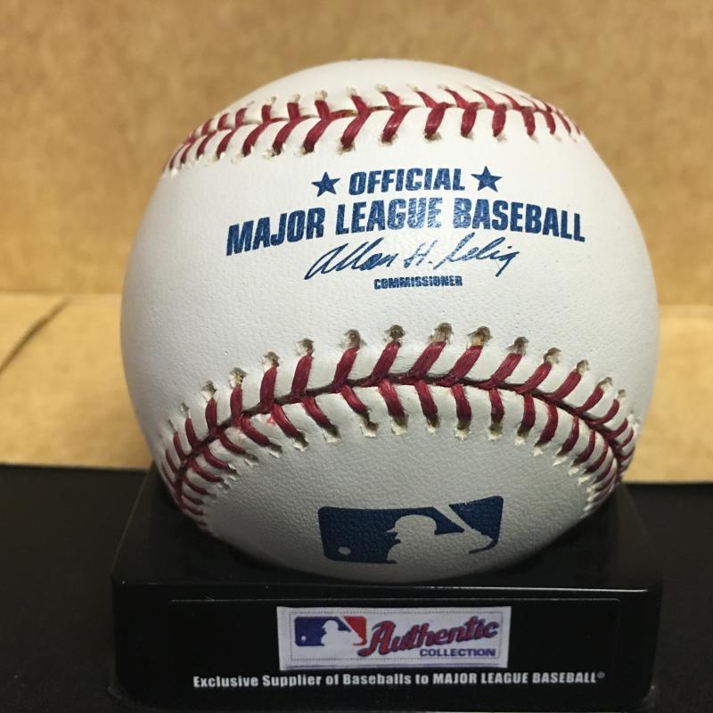 CHARLES THOMAS NEW YORK YANKEES /A'S M.L. SIGNED BASEBALL W/COA