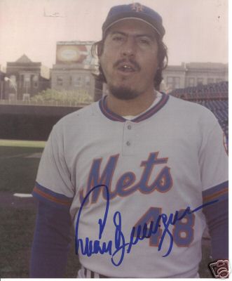 JUAN BERENGUER NEW YORK METS SIGNED 8X10 PHOTO W/COA