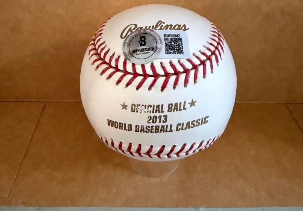 JAMESON TAILLON CUBS/PIRATES SIGNED 2013 WBC BASEBALL BECKETT AUTH