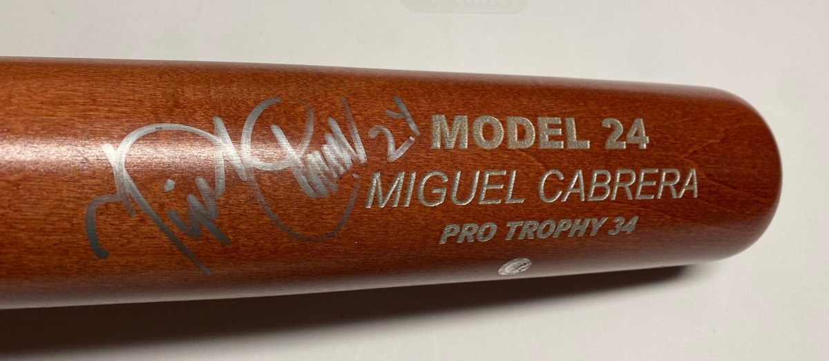 MIGUEL CABRERA MARLINS/TIGERS SIGNED AUTOGRAPHED MODEL 24 PRO TROPHY 34 BAT MLB