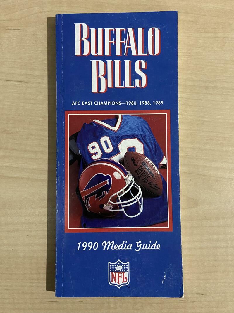 1990 BUFFALO BILLS MEDIA GUIDE 192 PAGES