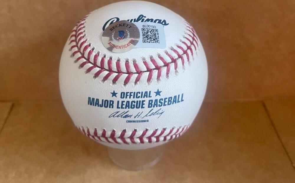 CHRIS TILLMAN ORIOLES  SIGNED AUTO M.L. BASEBALL BECKETT AUTH