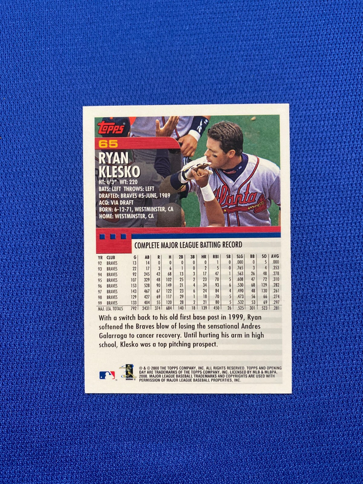 2000 TOPPS RYAN KLESKO ATLANTA BRAVES SIGNED AUTOGRAPHED #65 CARD W/COA *