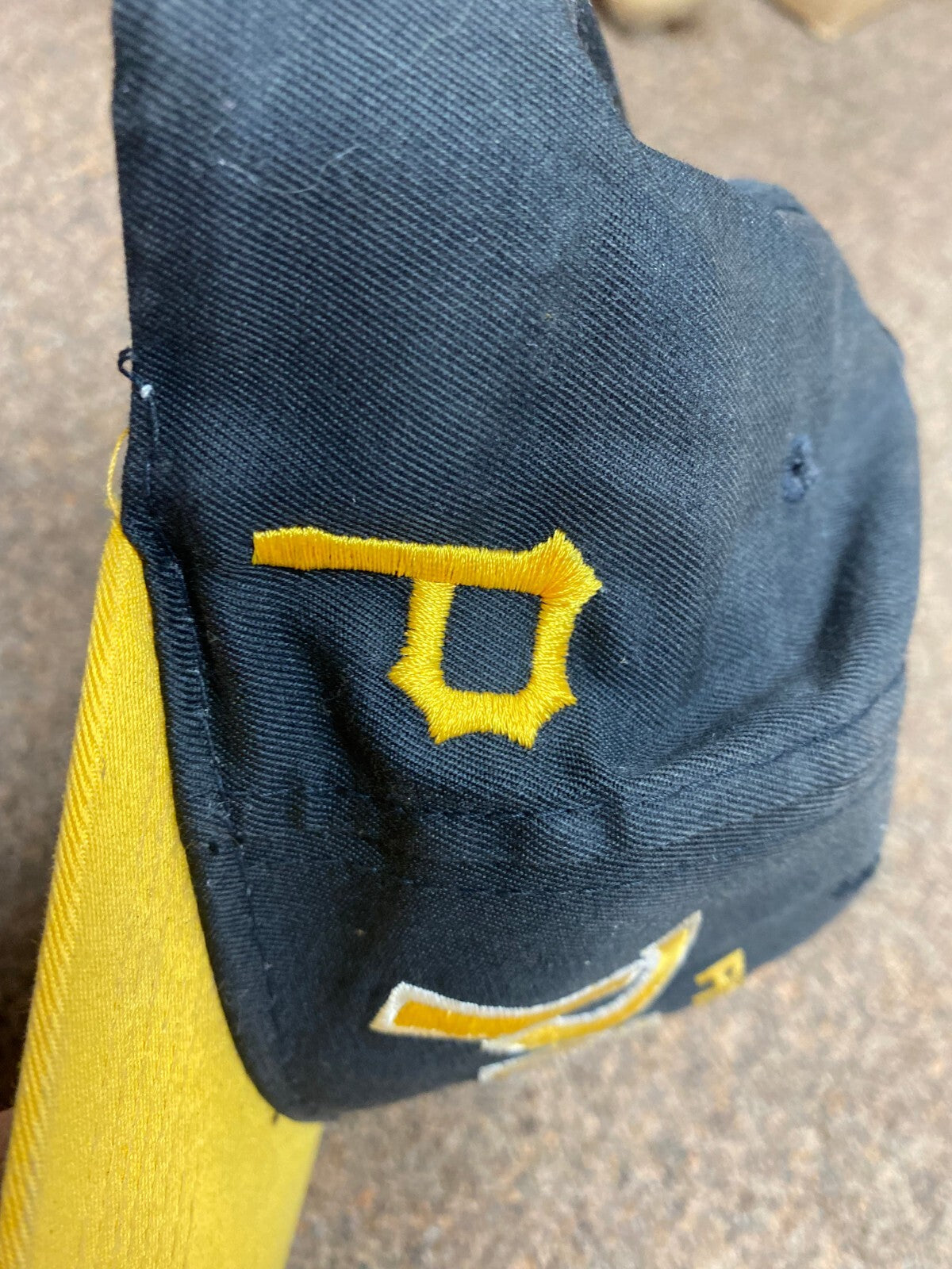 VINTAGE MLB PITTSBURGH PIRATES TEAM LOGO COLLECTIBLE TWILL SNAPBACK HAT RARE