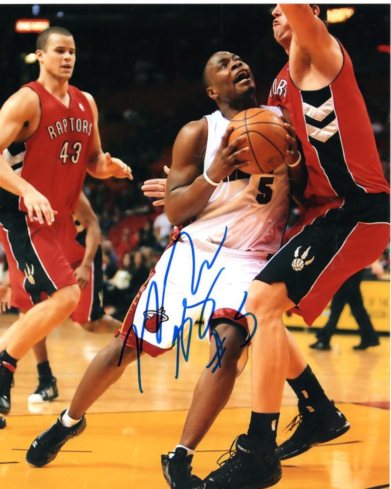 MARCUS BANKS MIAMI HEAT SIGNED AUTOGRAPHED 8X10 PHOTO W/COA